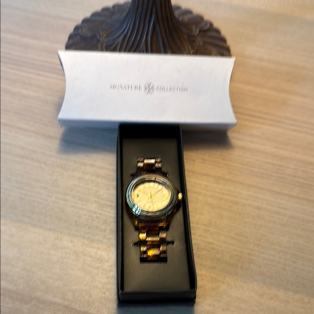 Avon Set The Tone Watch